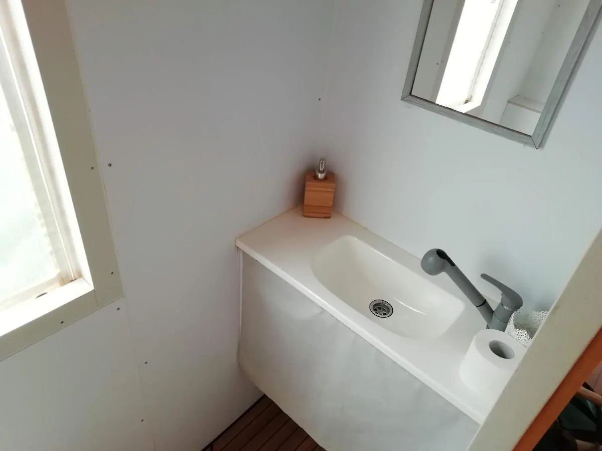 House Boat Alghero Hotel Botel